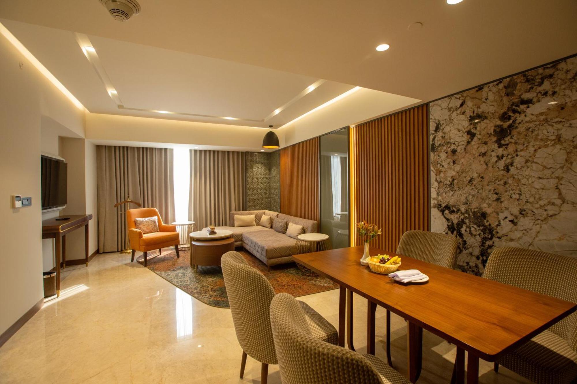 Arista By Ambition Hotel Guwahati Luaran gambar